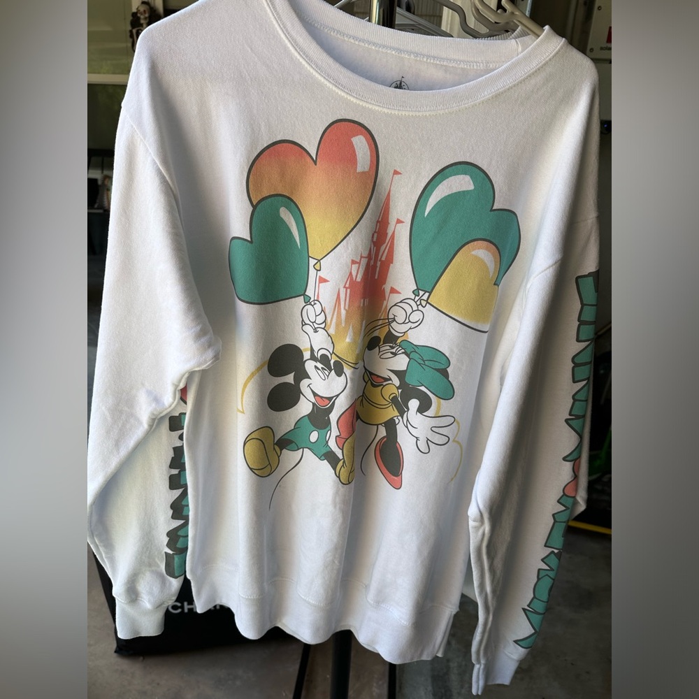 Disney Mickey and Minnie sweatshirt. Size M